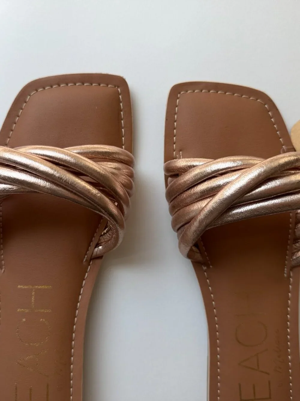 NEW IN BOX Beach by Matisse Gale Gold Slide Sandals 7M